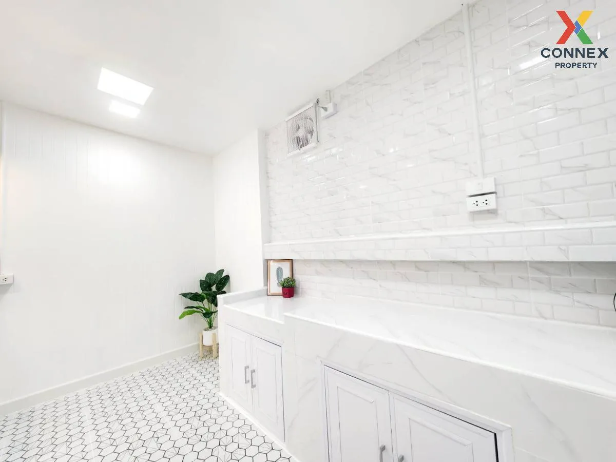 For Sale Townhouse/Townhome  , Baan Fah Rangsit, Khlong 4 , newly