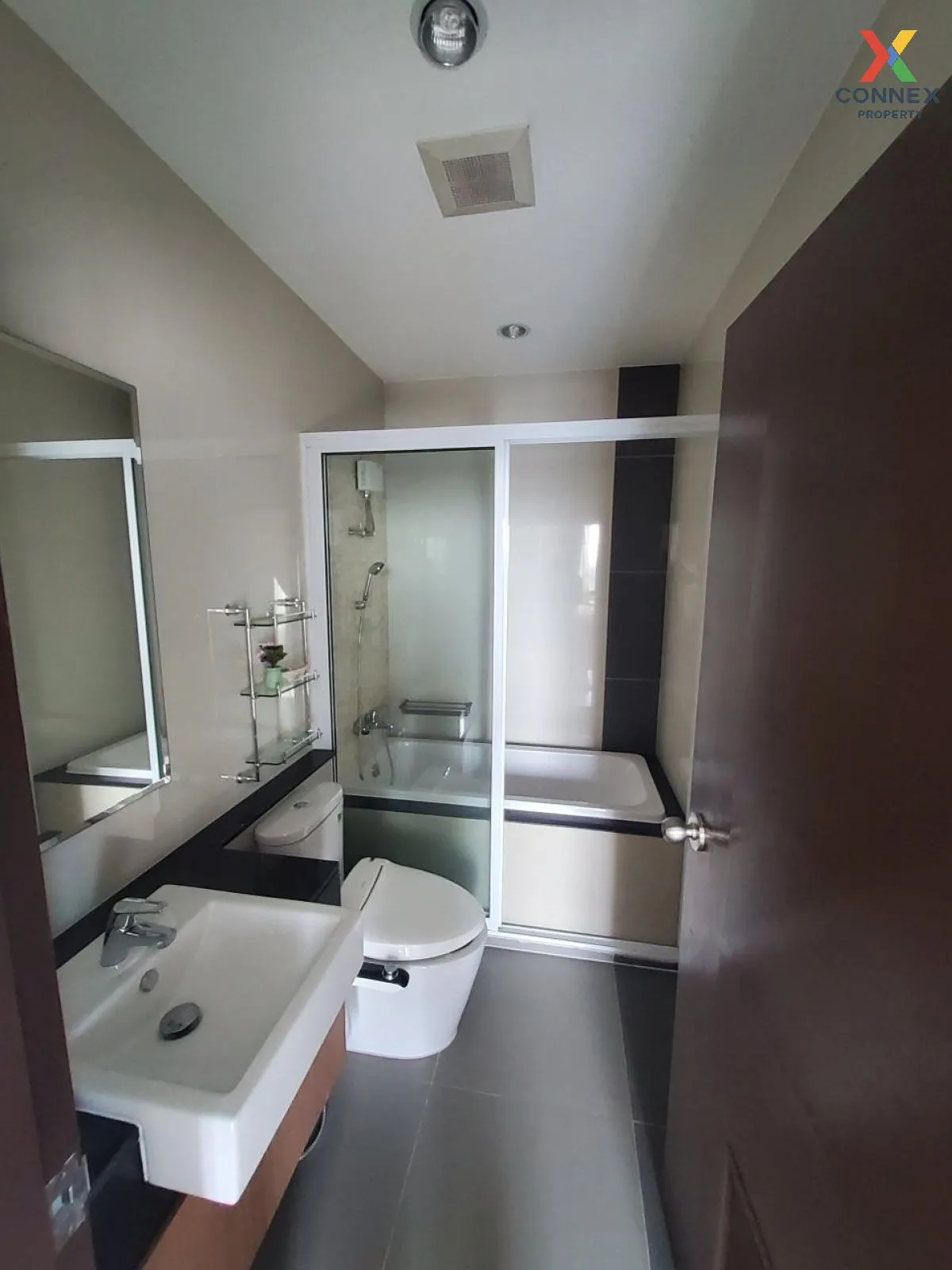 ขายคอนโด  เดอะ สกาย คอนโด ศรีราชา สุรศักดิ์ ศรีราชา ชลบุรี CX-117 ขายคอนโด  เดอะ สกาย คอนโด ศรีราชา สุรศักดิ์ ศรีราชา ชลบุรี CX-117