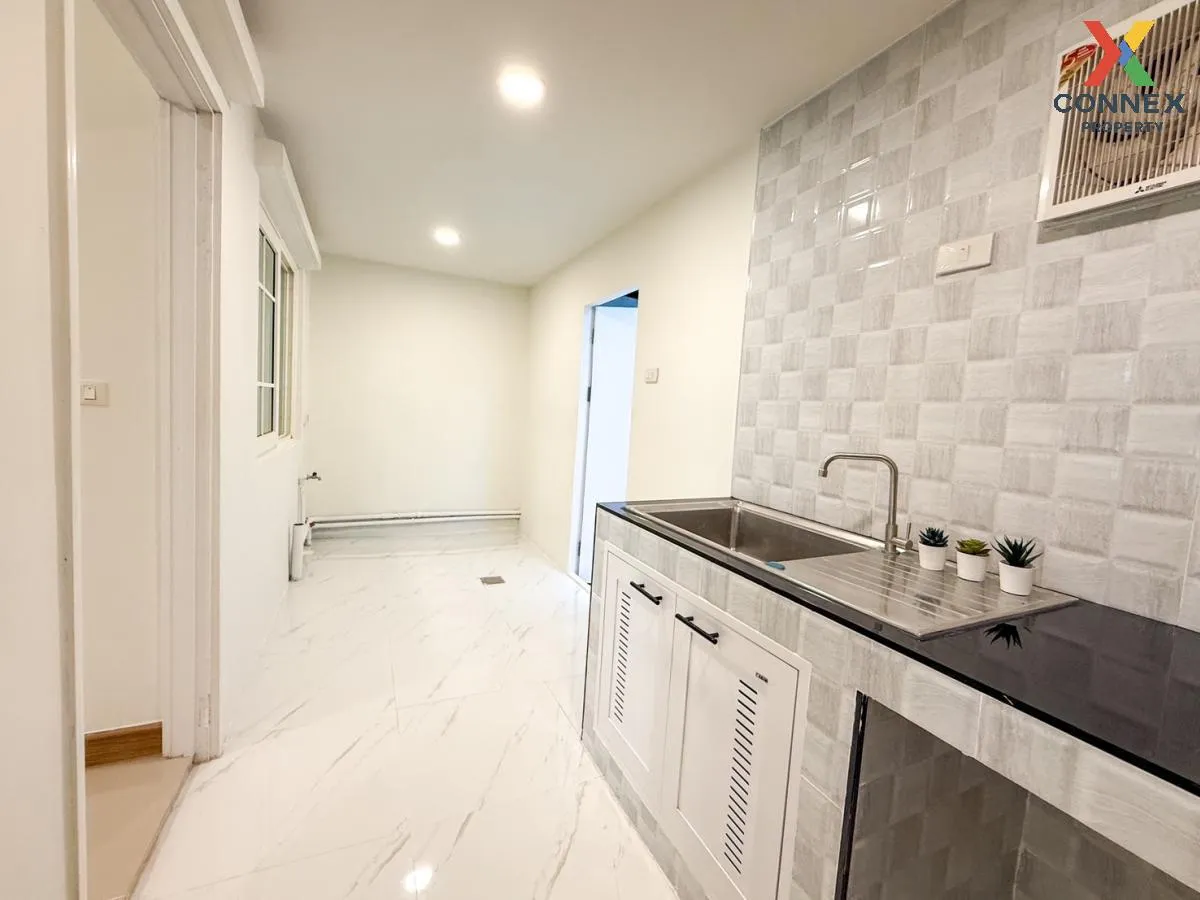 ขายทาวน์เฮ้าส์/ทาวน์โฮม  โกลเด้น ซิตี้ ปิ่นเกล้า - จรัญสนิทวงศ์ ร