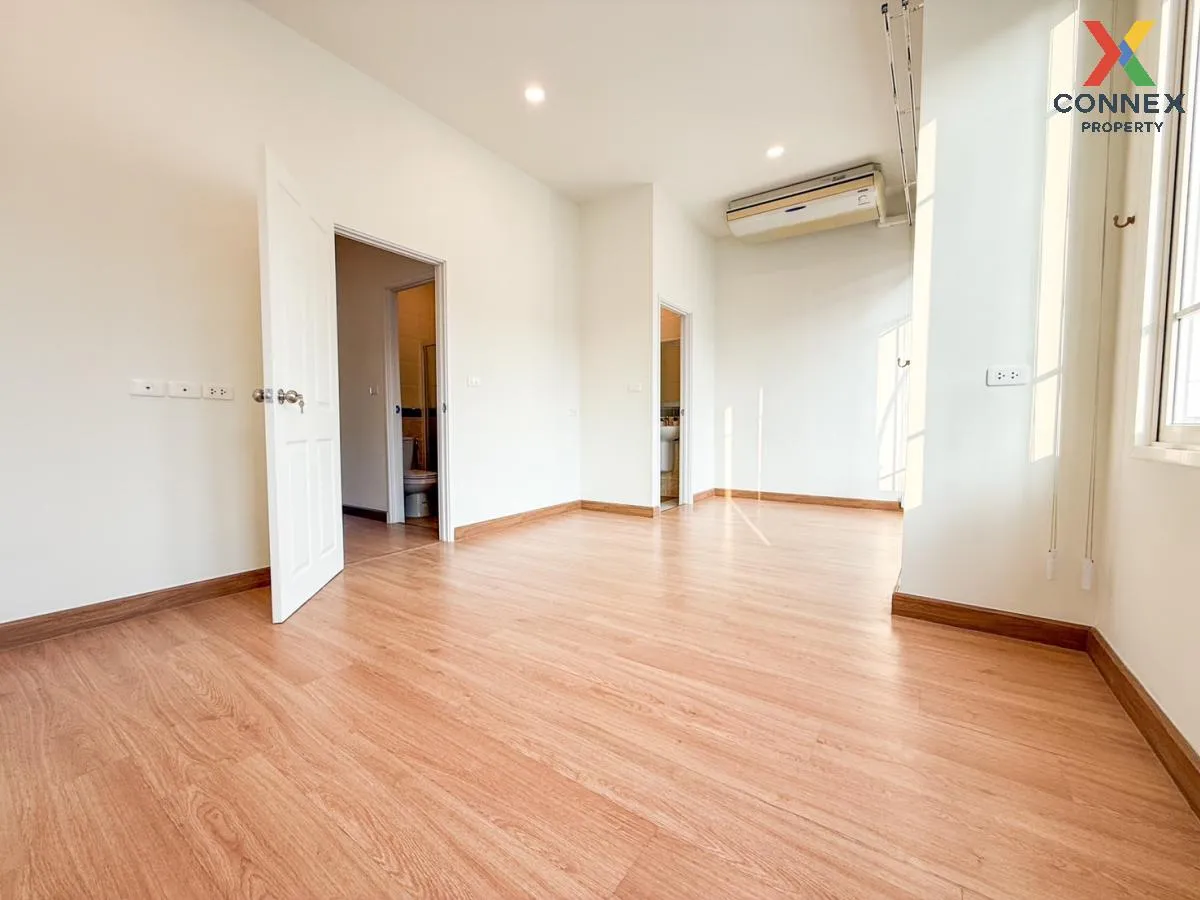 ขายทาวน์เฮ้าส์/ทาวน์โฮม  โกลเด้น ซิตี้ ปิ่นเกล้า - จรัญสนิทวงศ์ ร