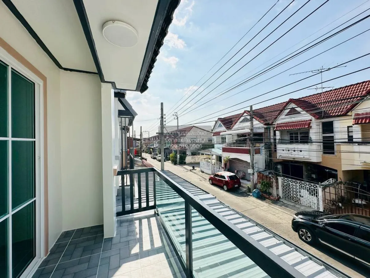 ขายทาวน์เฮ้าส์/ทาวน์โฮม  สวีทโฮม ปาร์ค บางบัวทอง รีโนเวทใหม่ บางบ