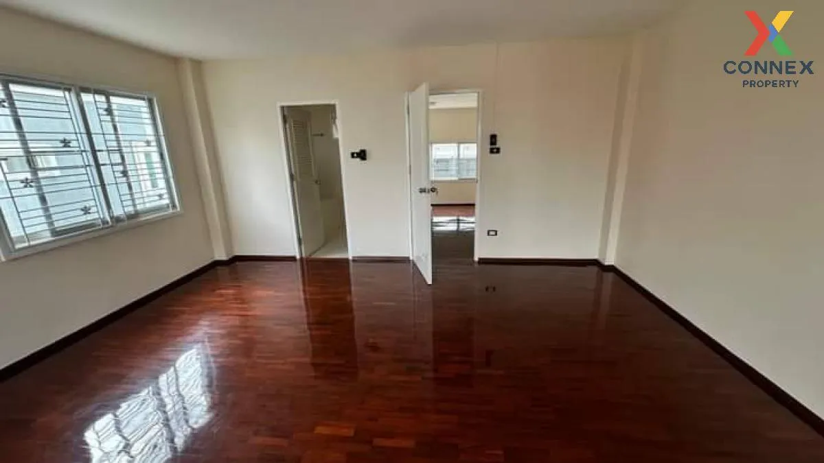For Sale Townhouse/Townhome  , Suan Non Ville Tha It , newly reno