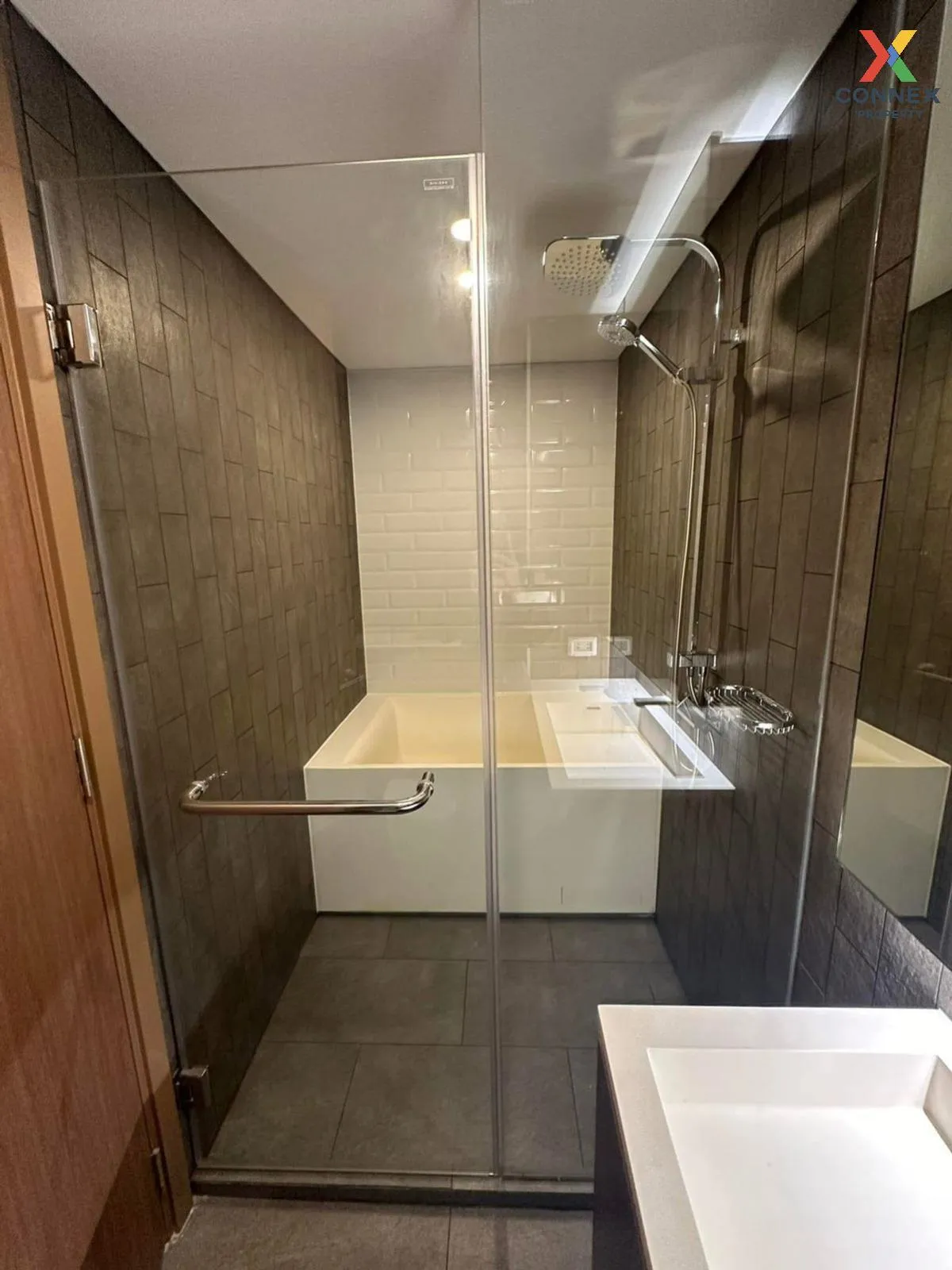 เช่าคอนโด  ไซมิส พระราม 9 (แลนด์มาร์ค @MRTA Station) ห้วยขวาง เขต