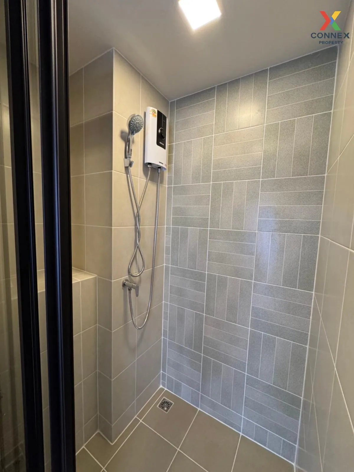 For Rent Condo , D condo shine rangsit , Khlong Nueng , khlong Lu