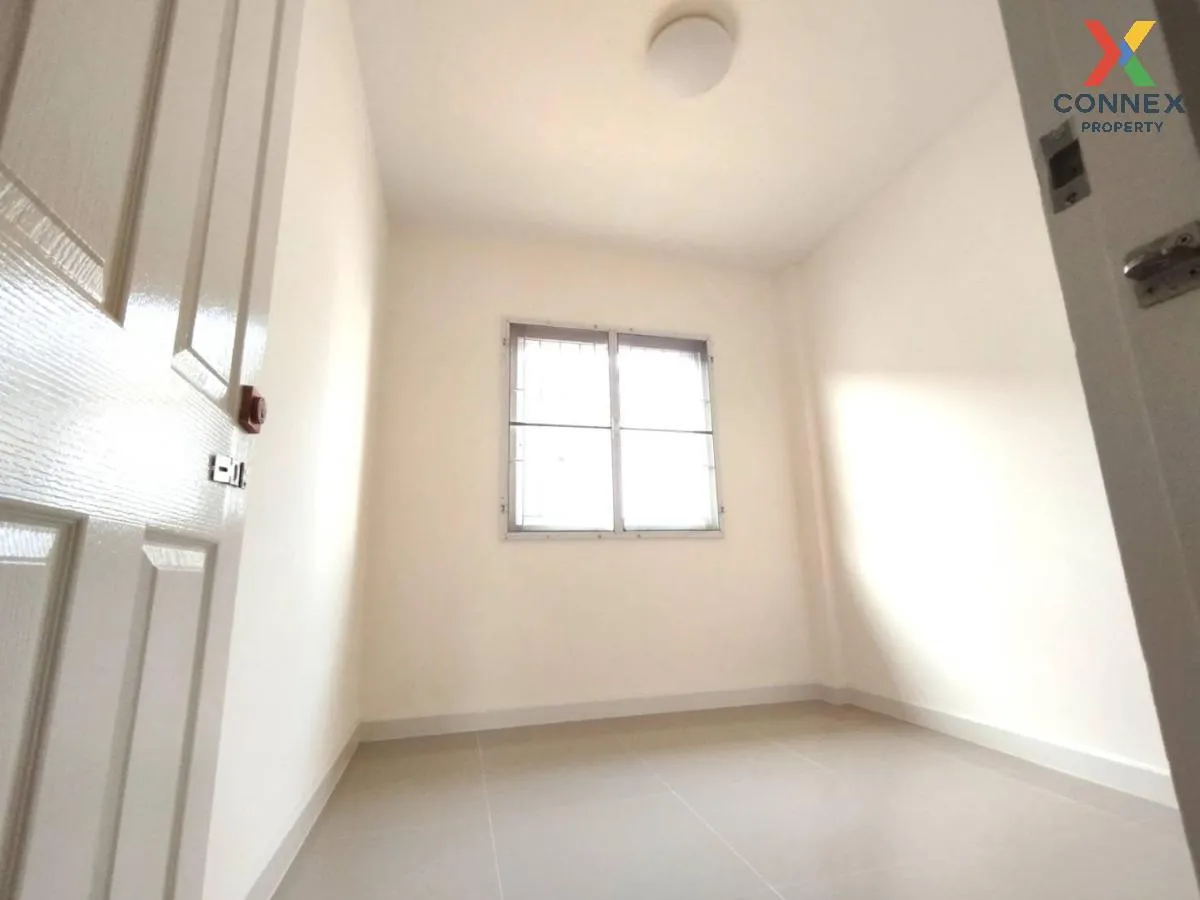 For Sale Townhouse/Townhome  , Baan Villa Chaopraya , Ban Klang ,