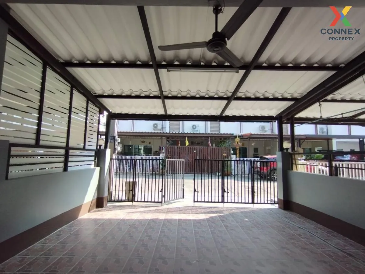 For Sale Townhouse/Townhome  , Baan Villa Chaopraya , Ban Klang ,