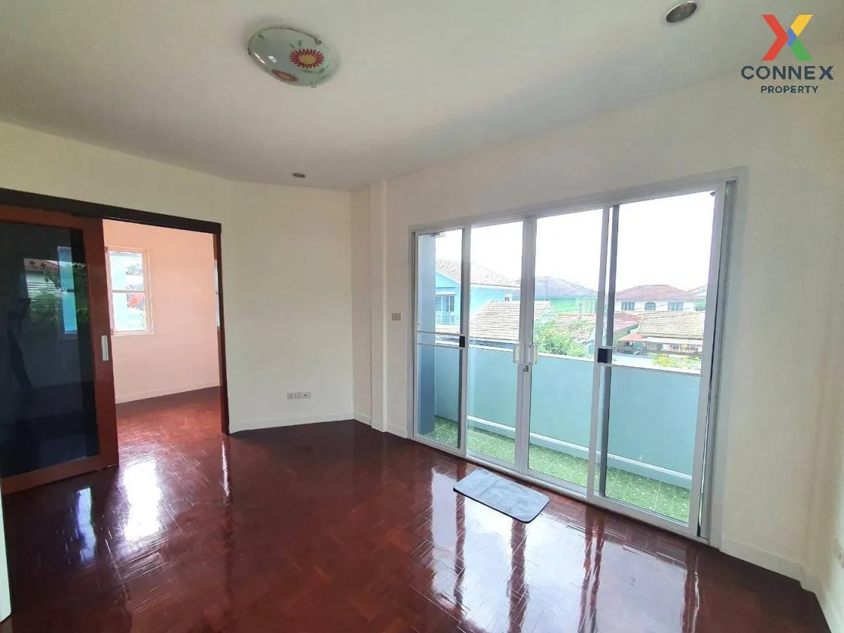 For Sale House , Chaiyaphruek Soi Wat Lat Pladuk , MRT-Khong Bang