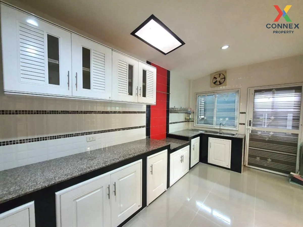 For Sale House , Chaiyaphruek Soi Wat Lat Pladuk , MRT-Khong Bang