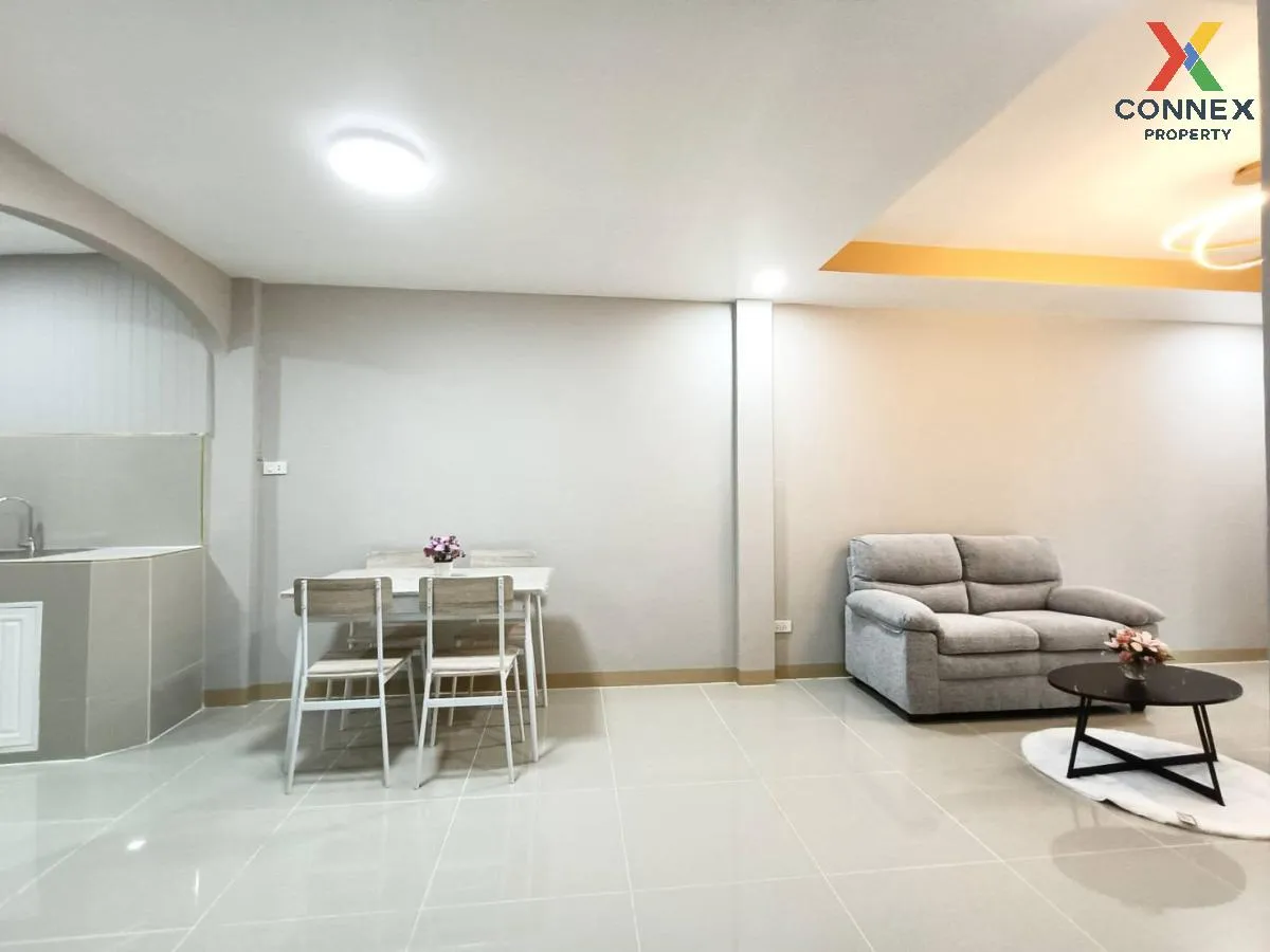 For Sale Townhouse/Townhome  , Baan Buathong 4 Baan Kluay-Sai Noi