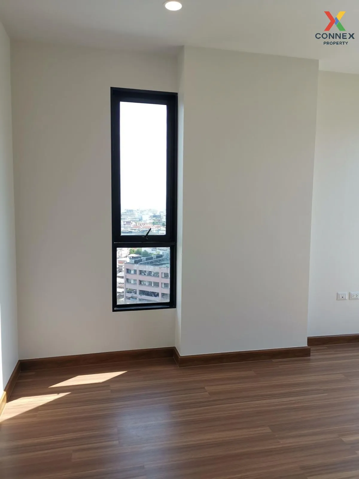 For Sale Condo , Supalai Premier Charoen Nakhon , corner unit , B 3
