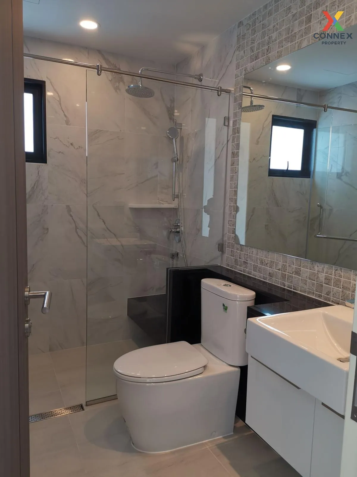 For Sale Condo , Supalai Premier Charoen Nakhon , corner unit , B 4