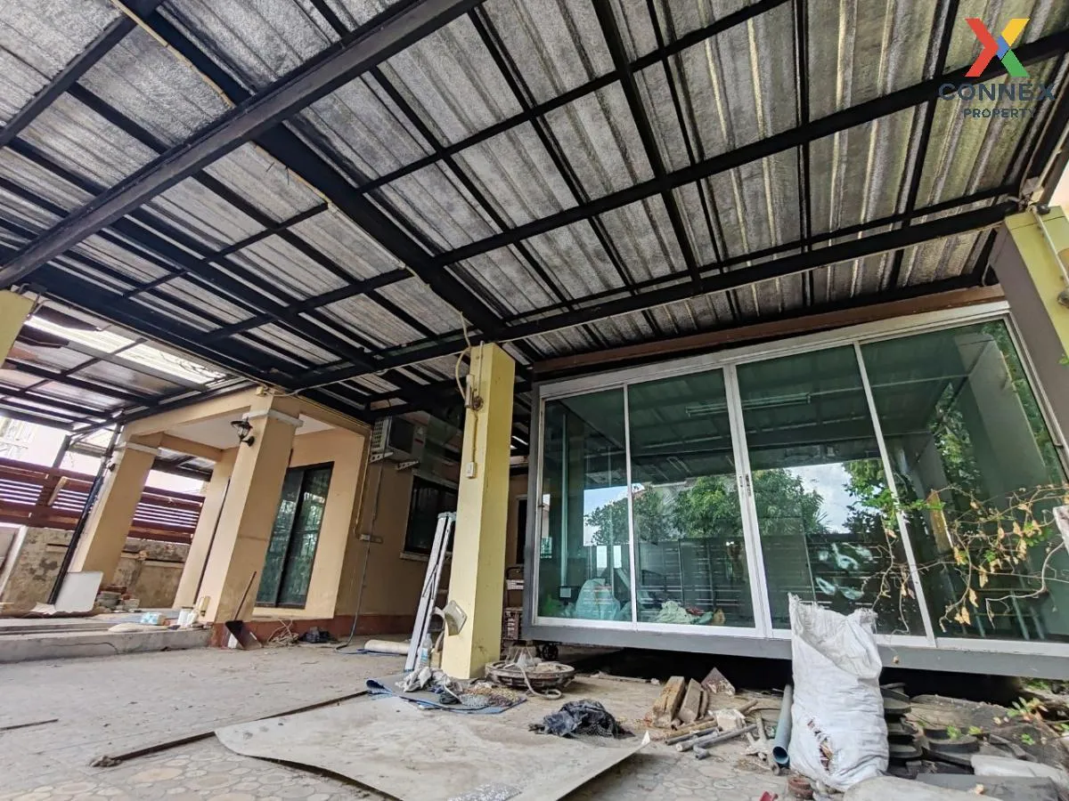 For Sale House , Arisara 3 Phase 2 , Khlong Phra Udom , Lat Lum K