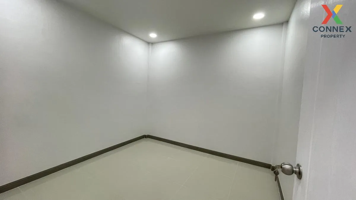 ขายทาวน์เฮ้าส์/ทาวน์โฮม  บ้านเทพารักษ์ กม. 25 บางเพรียง บางบ่อ สม ขายทาวน์เฮ้าส์/ทาวน์โฮม  บ้านเทพารักษ์ กม. 25 บางเพรียง บางบ่อ สม