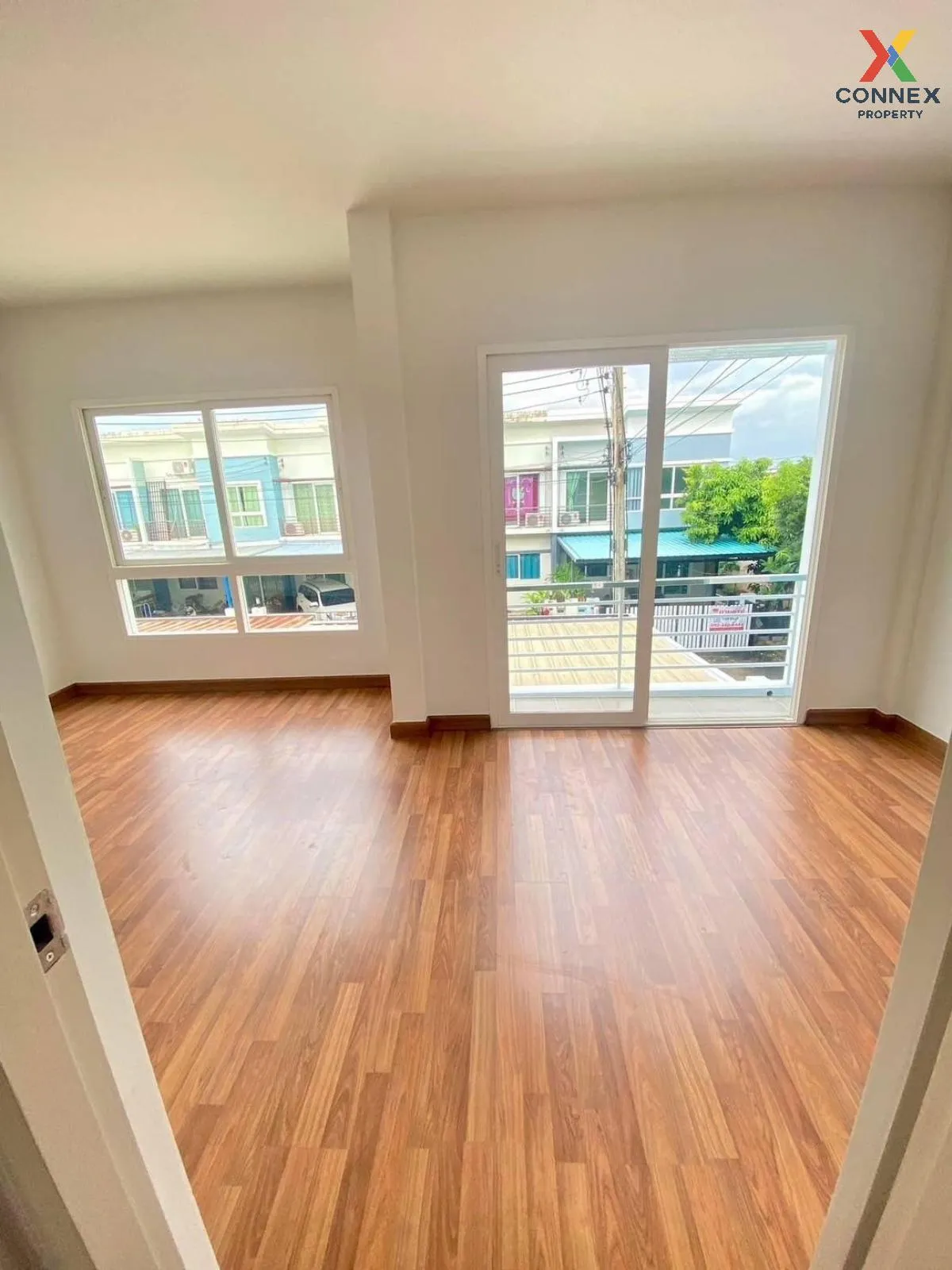 ขายทาวน์เฮ้าส์/ทาวน์โฮม  โนโว วิลล์ วงแหวน-ลำลูกกา คลอง 5 รีโนเวท