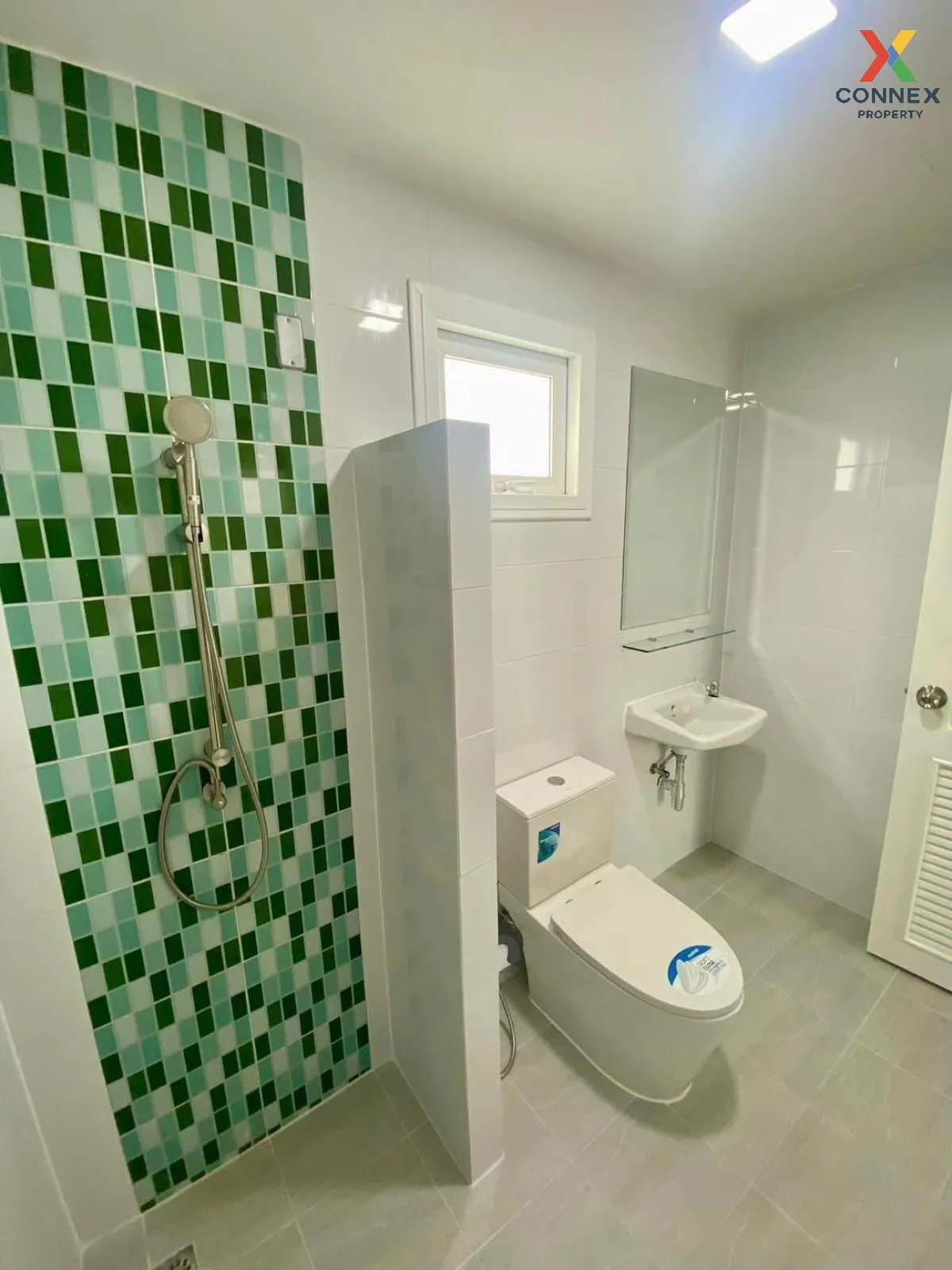 ขายทาวน์เฮ้าส์/ทาวน์โฮม  โนโว วิลล์ วงแหวน-ลำลูกกา คลอง 5 รีโนเวท