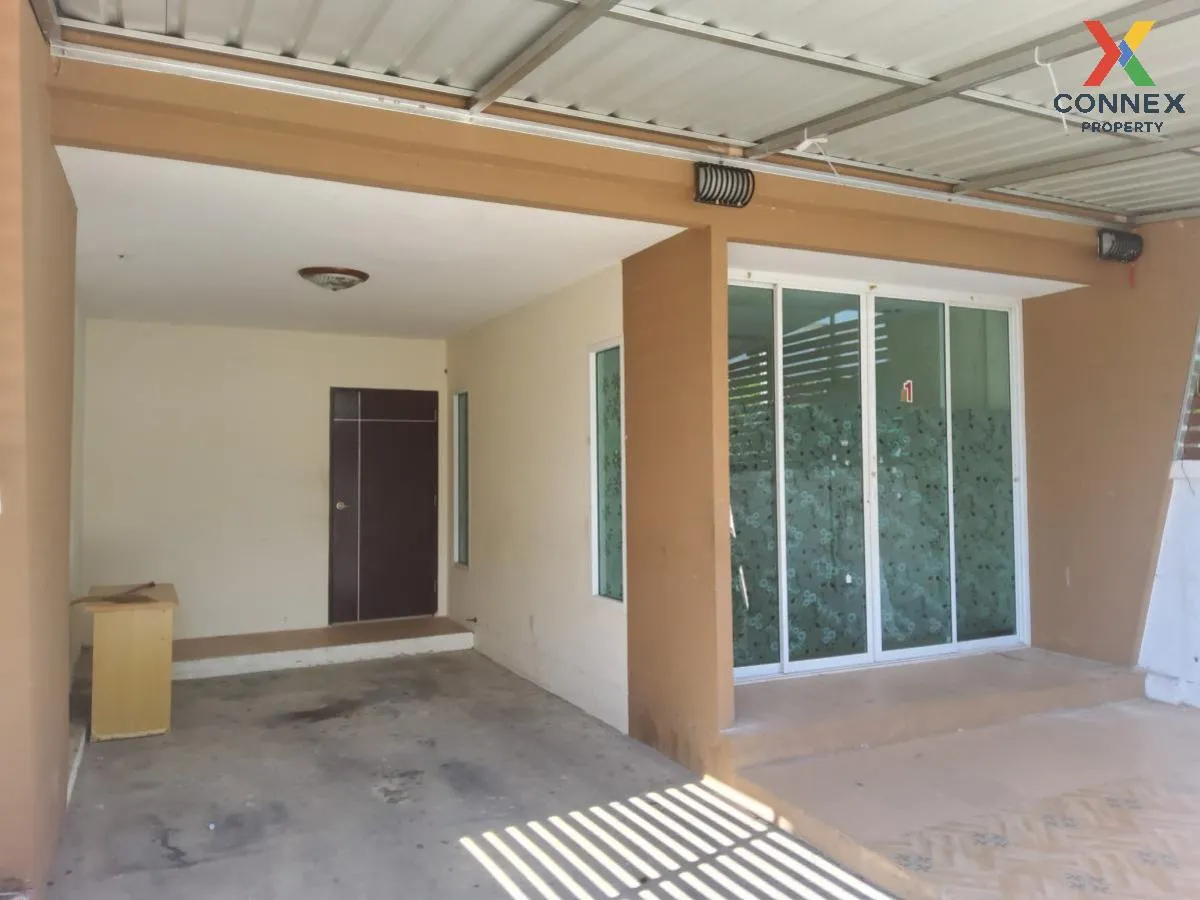 ขายทาวน์เฮ้าส์/ทาวน์โฮม  ดีดี แลนด์ แอนด์ เฮ้าส์ ศรีราชา บึง ศรีร ขายทาวน์เฮ้าส์/ทาวน์โฮม  ดีดี แลนด์ แอนด์ เฮ้าส์ ศรีราชา บึง ศรีร 4