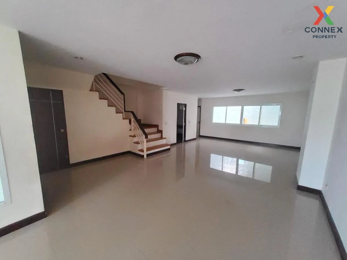 ขายทาวน์เฮ้าส์/ทาวน์โฮม  ดีดี แลนด์ แอนด์ เฮ้าส์ ศรีราชา บึง ศรีร ขายทาวน์เฮ้าส์/ทาวน์โฮม  ดีดี แลนด์ แอนด์ เฮ้าส์ ศรีราชา บึง ศรีร