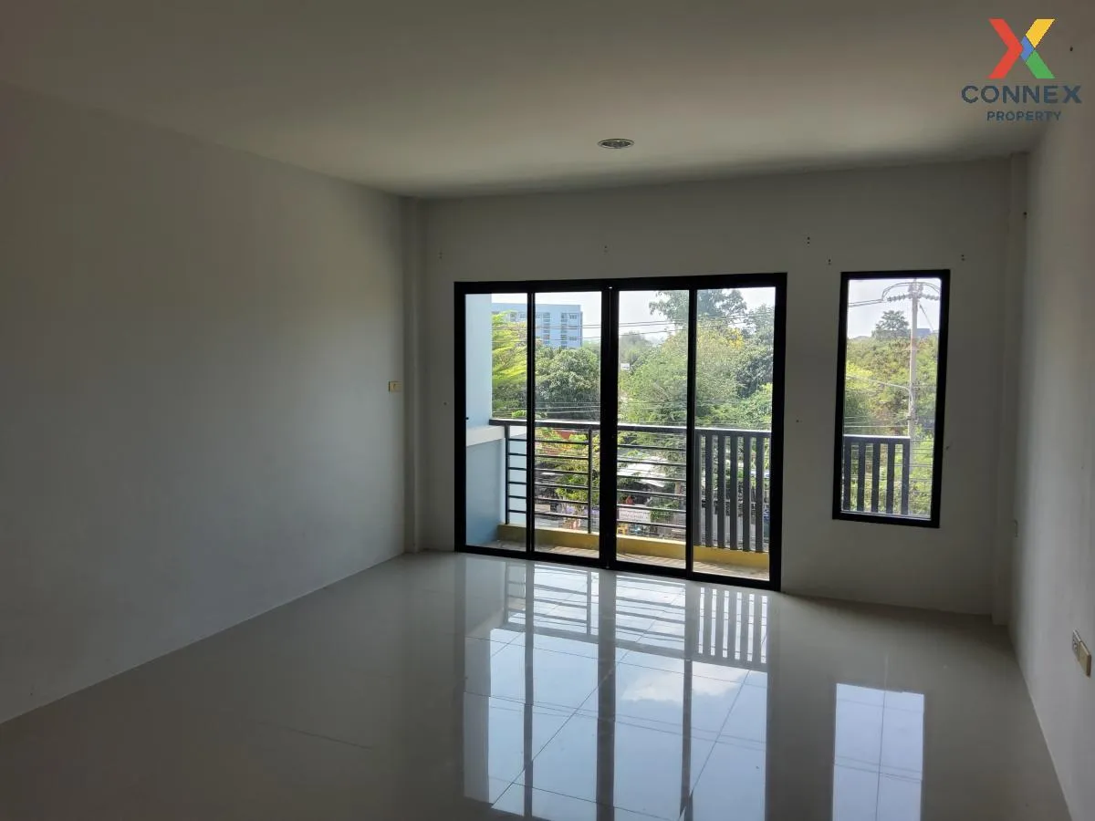 For Sale Commercial Building , City Home Sriracha , Thung Sukhla  For Sale Commercial Building , City Home Sriracha , Thung Sukhla