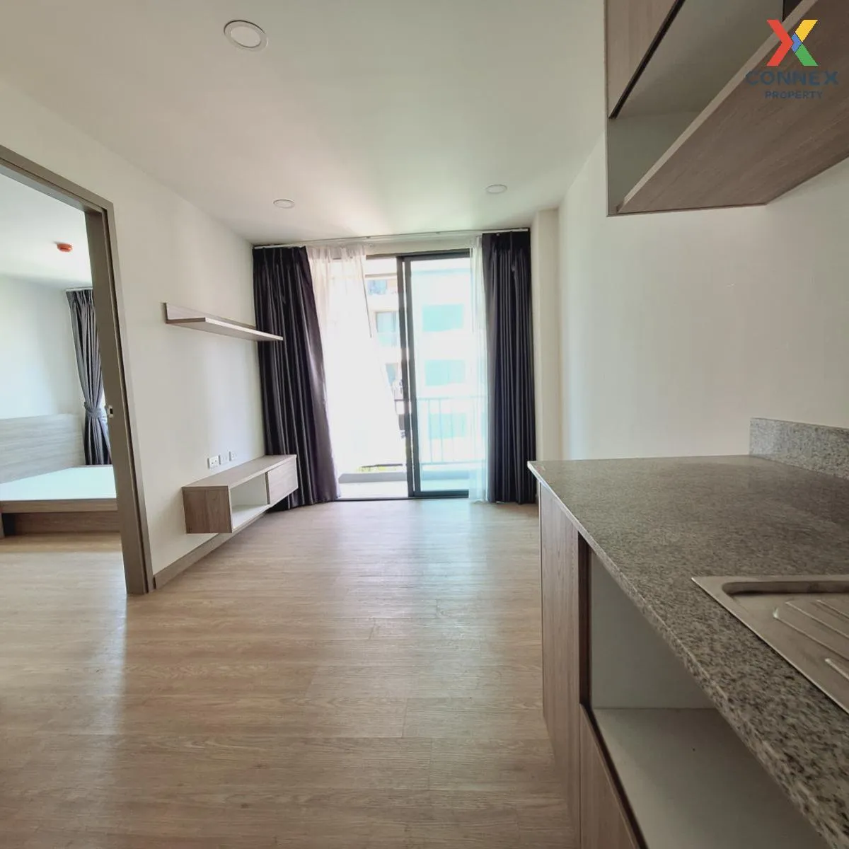 For Sale Condo , Golden Condo Laem Chabang , Thung Sukhla , Si Ra 2