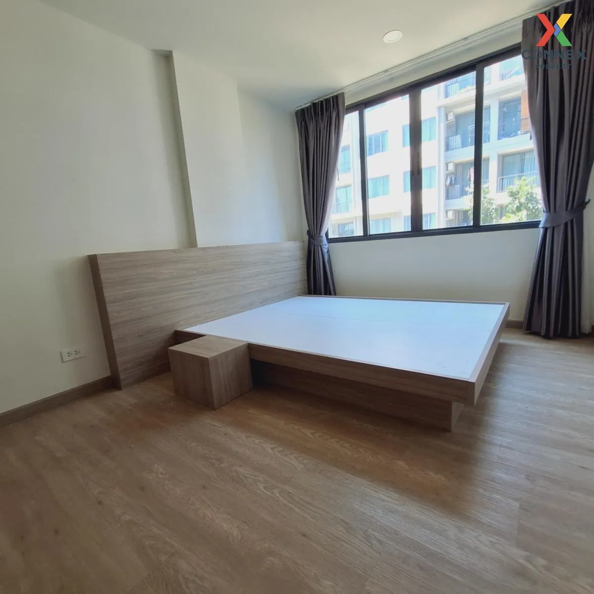 For Sale Condo , Golden Condo Laem Chabang , Thung Sukhla , Si Ra