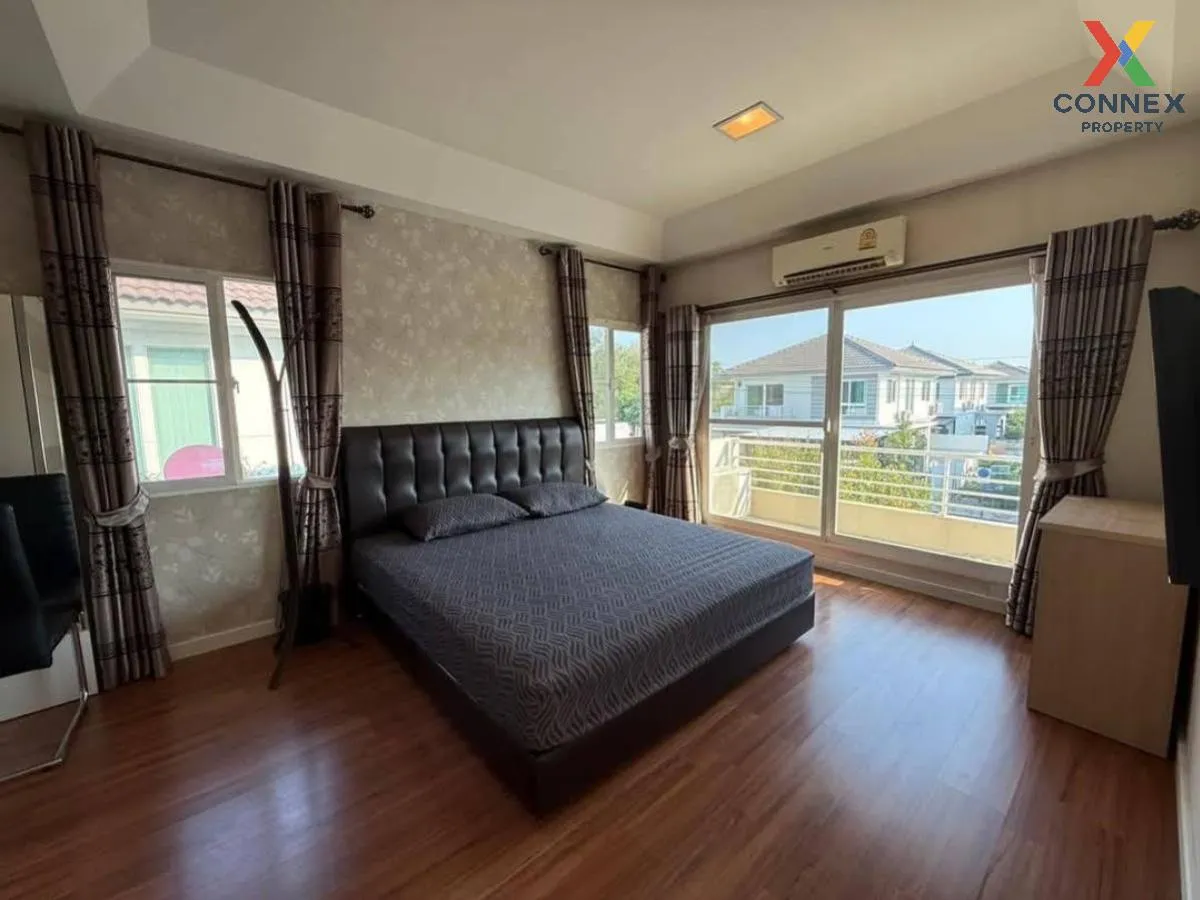 For Rent House , Chaiyapruk Ramintra - Wongwaen 2 , wide frontage