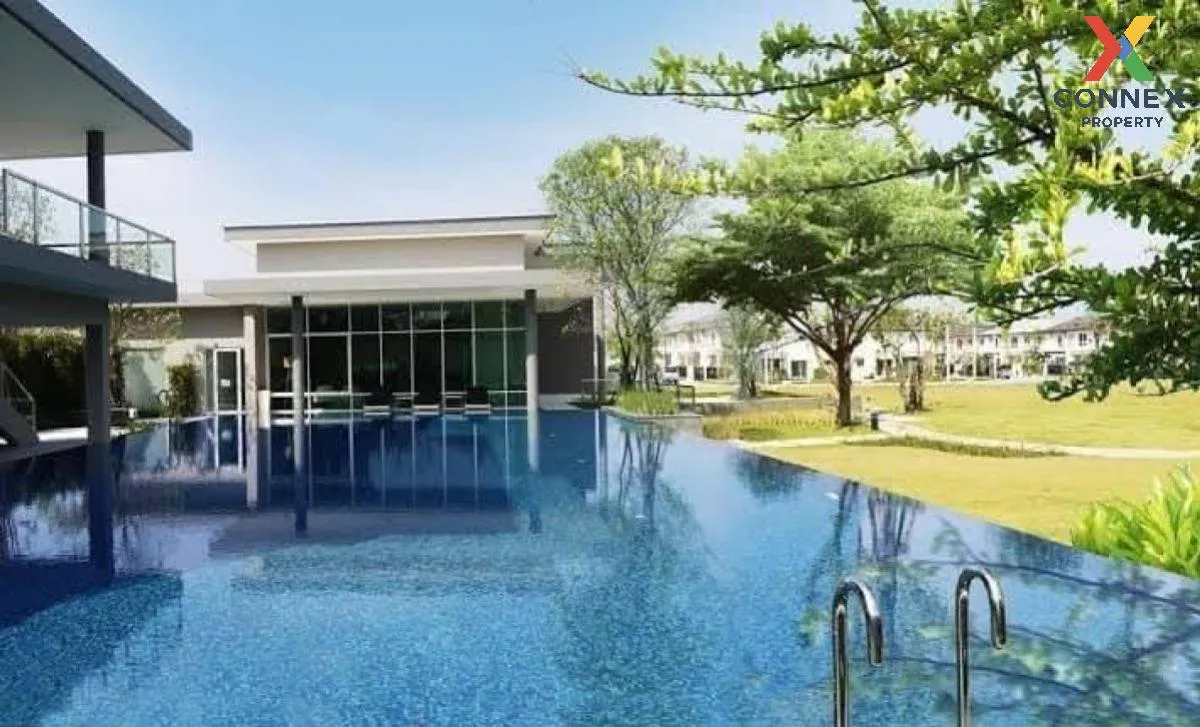 For Rent House , Chaiyapruk Ramintra - Wongwaen 2 , wide frontage