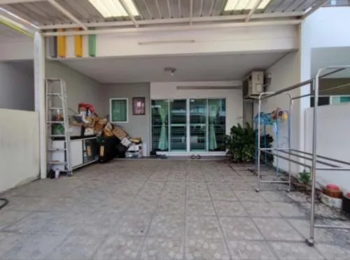 เช่าทาวน์เฮ้าส์/ทาวน์โฮม  ซิกเนเจอร์ วัชรพล ท่าแร้ง เขต บางเขน กรุงเทพ CX-117695