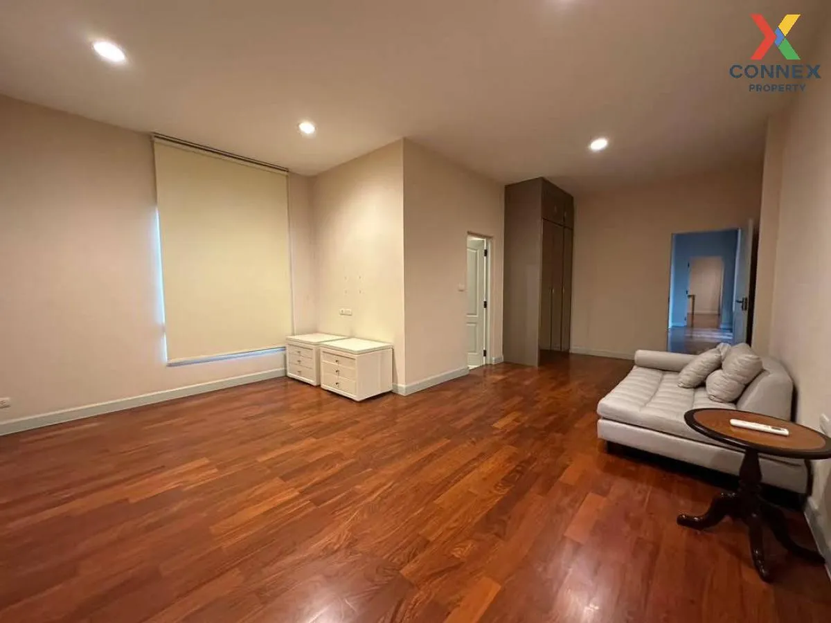 ขายบ้าน  แกรนด์ บางกอก บูเลอวาร์ด รัชดา-รามอินทรา 2 หน้ากว้าง ราม