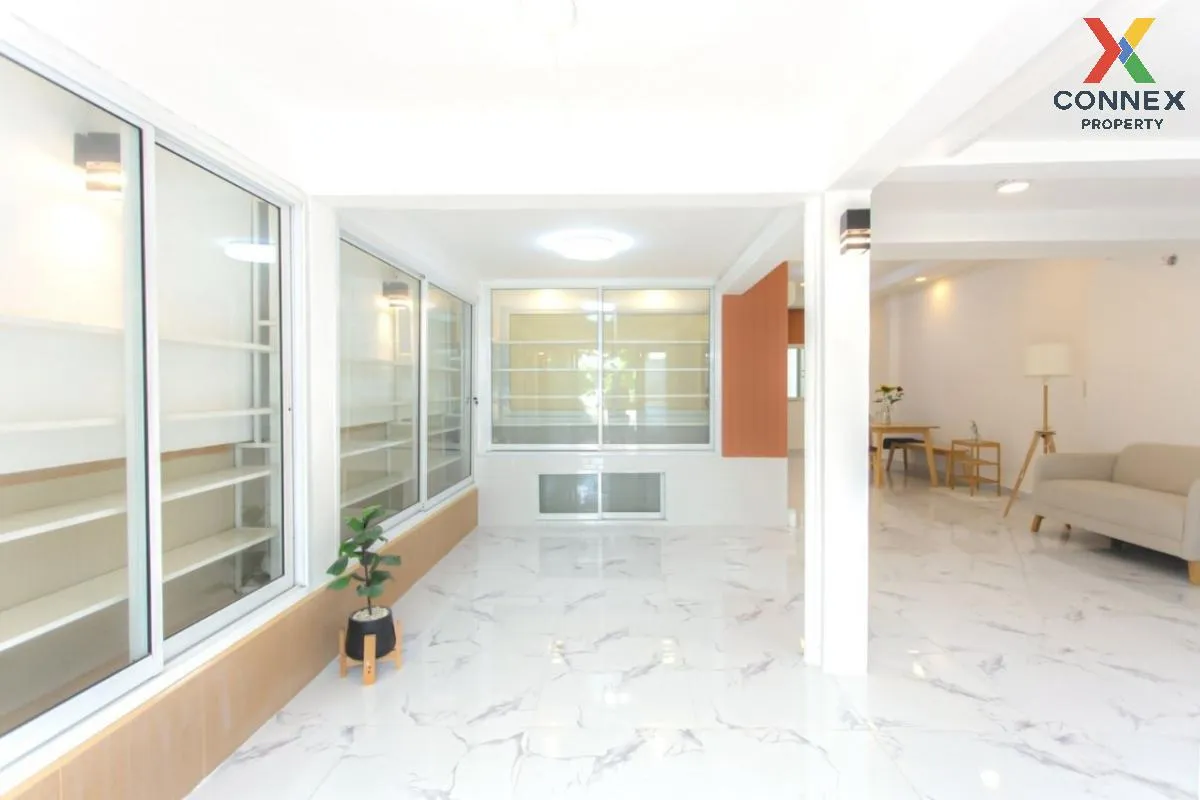 ขายทาวน์เฮ้าส์/ทาวน์โฮม  บ้านเฟรนชิฟ รีโนเวทใหม่ ลาดพร้าว เขต ลาด ขายทาวน์เฮ้าส์/ทาวน์โฮม  บ้านเฟรนชิฟ รีโนเวทใหม่ ลาดพร้าว เขต ลาด 4