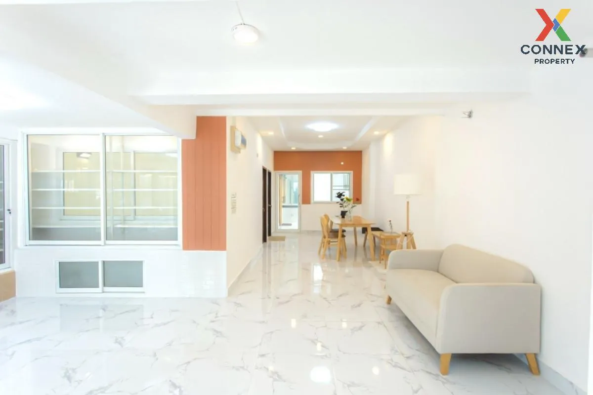 ขายทาวน์เฮ้าส์/ทาวน์โฮม  บ้านเฟรนชิฟ รีโนเวทใหม่ ลาดพร้าว เขต ลาด ขายทาวน์เฮ้าส์/ทาวน์โฮม  บ้านเฟรนชิฟ รีโนเวทใหม่ ลาดพร้าว เขต ลาด