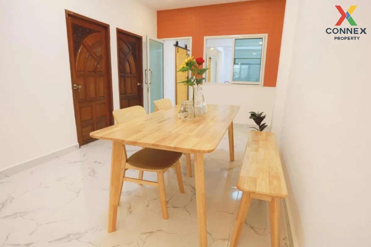 ขายทาวน์เฮ้าส์/ทาวน์โฮม  บ้านเฟรนชิฟ รีโนเวทใหม่ ลาดพร้าว เขต ลาด ขายทาวน์เฮ้าส์/ทาวน์โฮม  บ้านเฟรนชิฟ รีโนเวทใหม่ ลาดพร้าว เขต ลาด