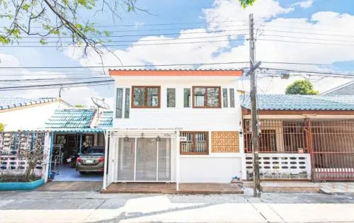 ขายทาวน์เฮ้าส์/ทาวน์โฮม  บ้านเฟรนชิฟ รีโนเวทใหม่ ลาดพร้าว เขต ลาดพร้าว กรุงเทพ CX-117793 ขายทาวน์เฮ้าส์/ทาวน์โฮม  บ้านเฟรนชิฟ รีโนเวทใหม่ ลาดพร้าว เขต ลาดพร้าว กรุงเทพ CX-117793