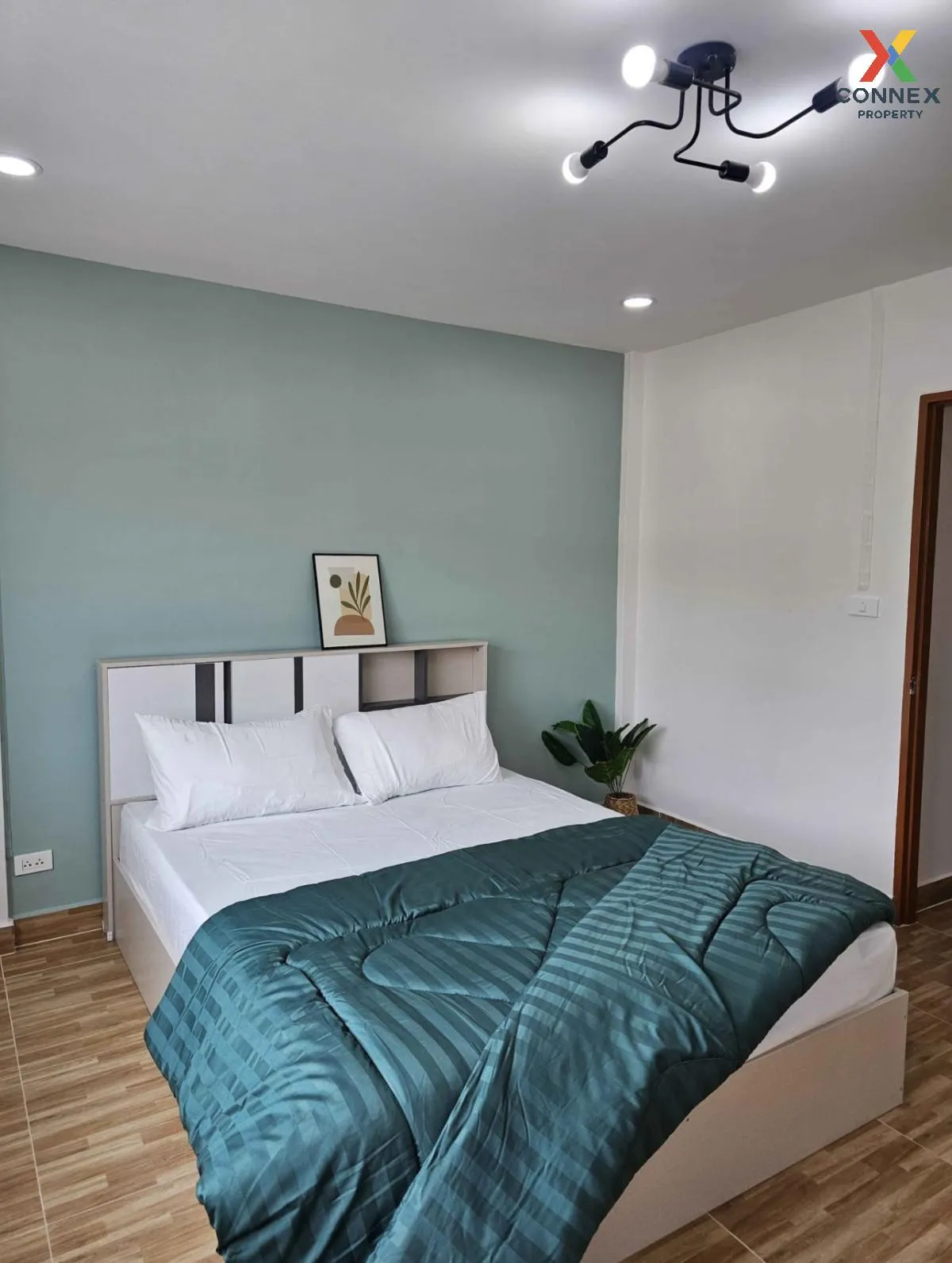 ขายทาวน์เฮ้าส์/ทาวน์โฮม  บ้านเต็มรัก รีโนเวทใหม่ บางคูรัด บางบัวท