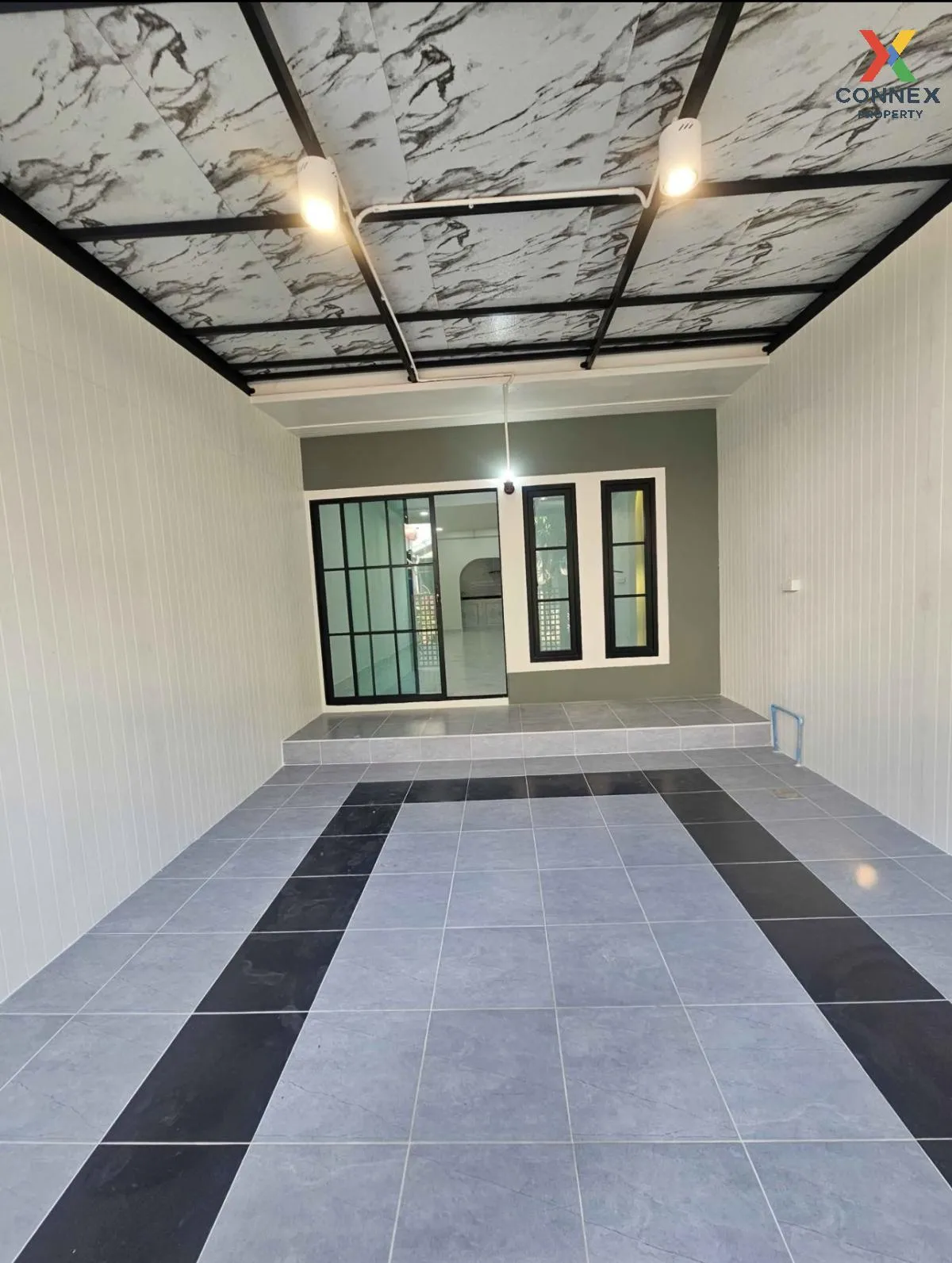 ขายทาวน์เฮ้าส์/ทาวน์โฮม  บ้านเต็มรัก รีโนเวทใหม่ บางคูรัด บางบัวท 2
