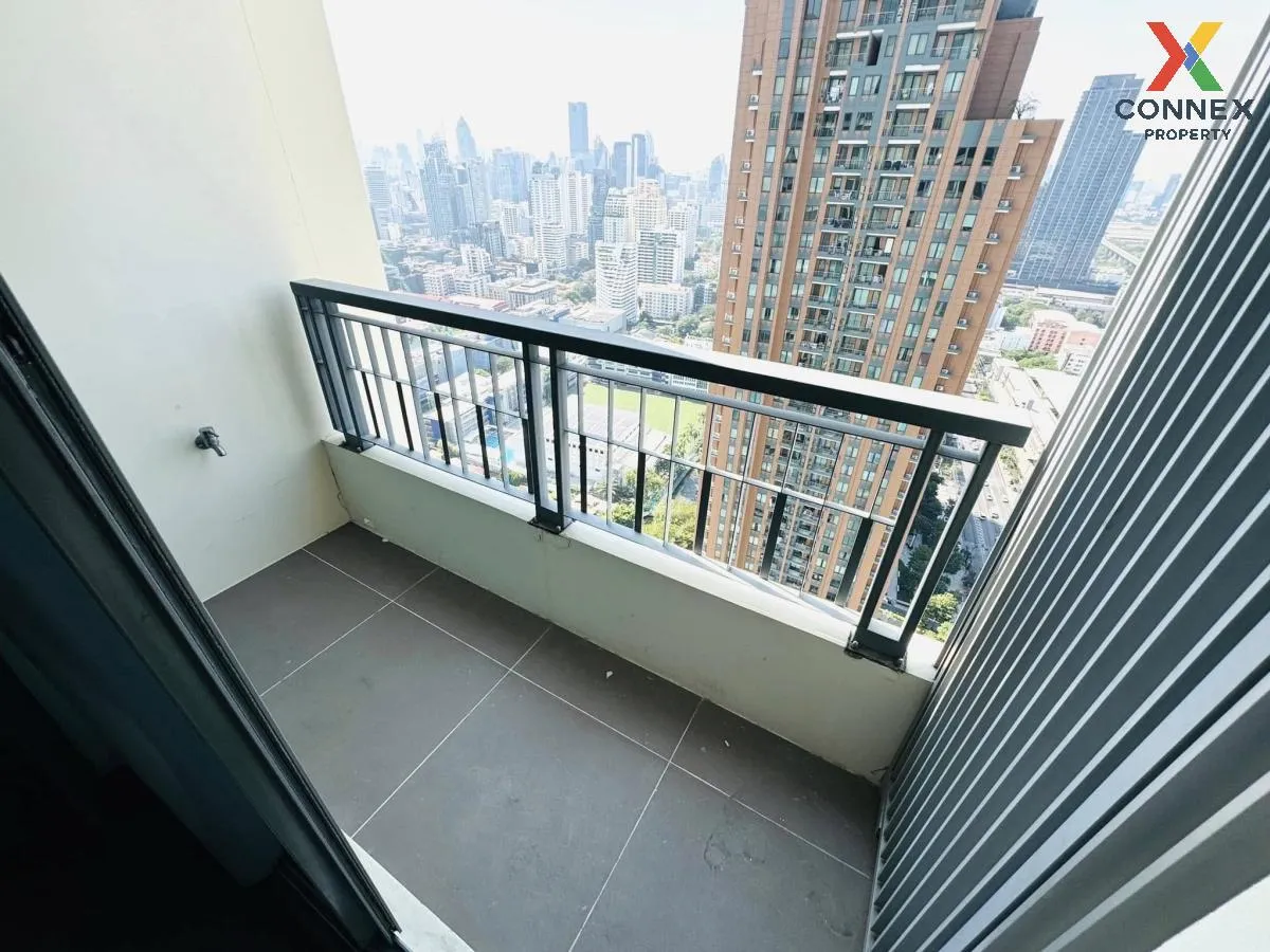 เช่าคอนโด  คิว อโศก MRT-เพชรบุรี มักกะสัน เขต ราชเทวี กรุงเทพ CX-