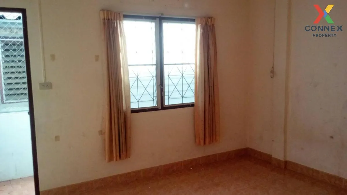 ขายทาวน์โฮม 2 ชั้น 18 ตารางวา ซอย ตอนนก 11 สุราษฎร์ธานี มะขามเตี้ ขายทาวน์โฮม 2 ชั้น 18 ตารางวา ซอย ตอนนก 11 สุราษฎร์ธานี มะขามเตี้ 2