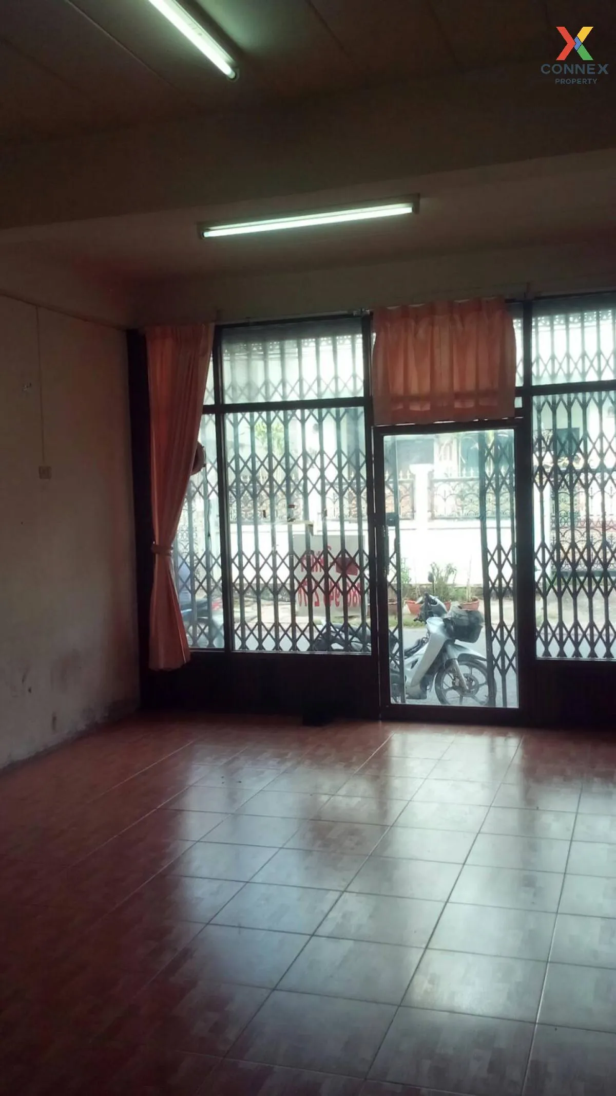 ขายทาวน์โฮม 2 ชั้น 18 ตารางวา ซอย ตอนนก 11 สุราษฎร์ธานี มะขามเตี้ ขายทาวน์โฮม 2 ชั้น 18 ตารางวา ซอย ตอนนก 11 สุราษฎร์ธานี มะขามเตี้ 3