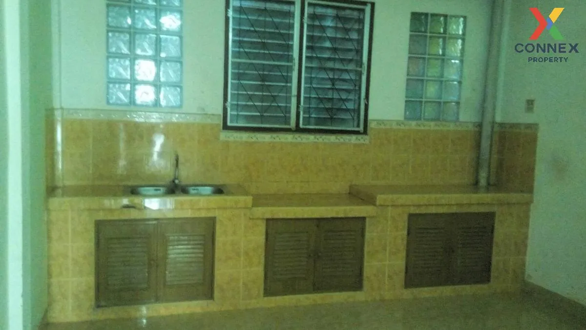 ขายทาวน์โฮม 2 ชั้น 18 ตารางวา ซอย ตอนนก 11 สุราษฎร์ธานี มะขามเตี้ ขายทาวน์โฮม 2 ชั้น 18 ตารางวา ซอย ตอนนก 11 สุราษฎร์ธานี มะขามเตี้ 4