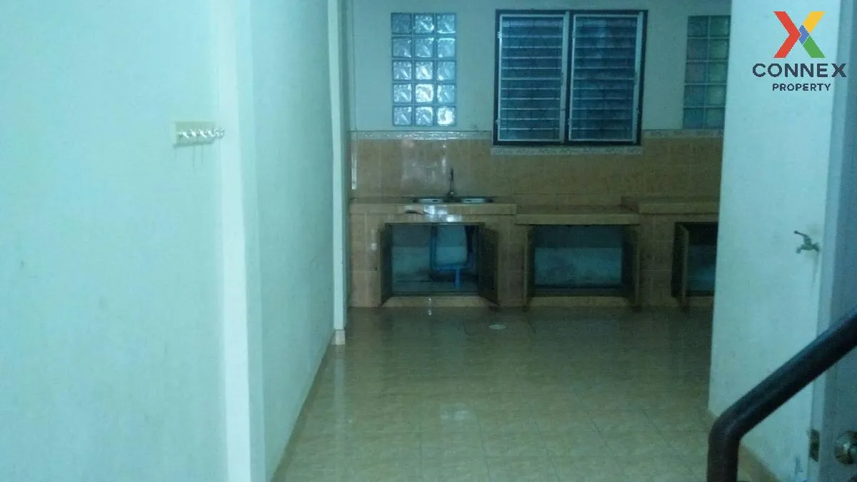 ขายทาวน์โฮม 2 ชั้น 18 ตารางวา ซอย ตอนนก 11 สุราษฎร์ธานี มะขามเตี้ ขายทาวน์โฮม 2 ชั้น 18 ตารางวา ซอย ตอนนก 11 สุราษฎร์ธานี มะขามเตี้