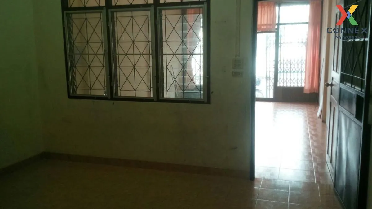 ขายทาวน์โฮม 2 ชั้น 18 ตารางวา ซอย ตอนนก 11 สุราษฎร์ธานี มะขามเตี้ ขายทาวน์โฮม 2 ชั้น 18 ตารางวา ซอย ตอนนก 11 สุราษฎร์ธานี มะขามเตี้