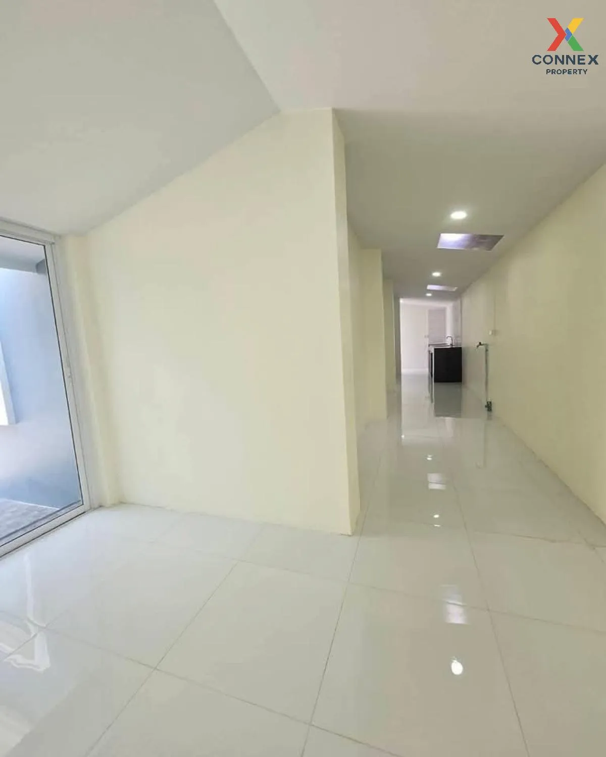 ขายบ้าน  พฤกษาวิลเลจ 2 วงแหวน-รังสิต หน้ากว้าง รีโนเวทใหม่ ลำผักก