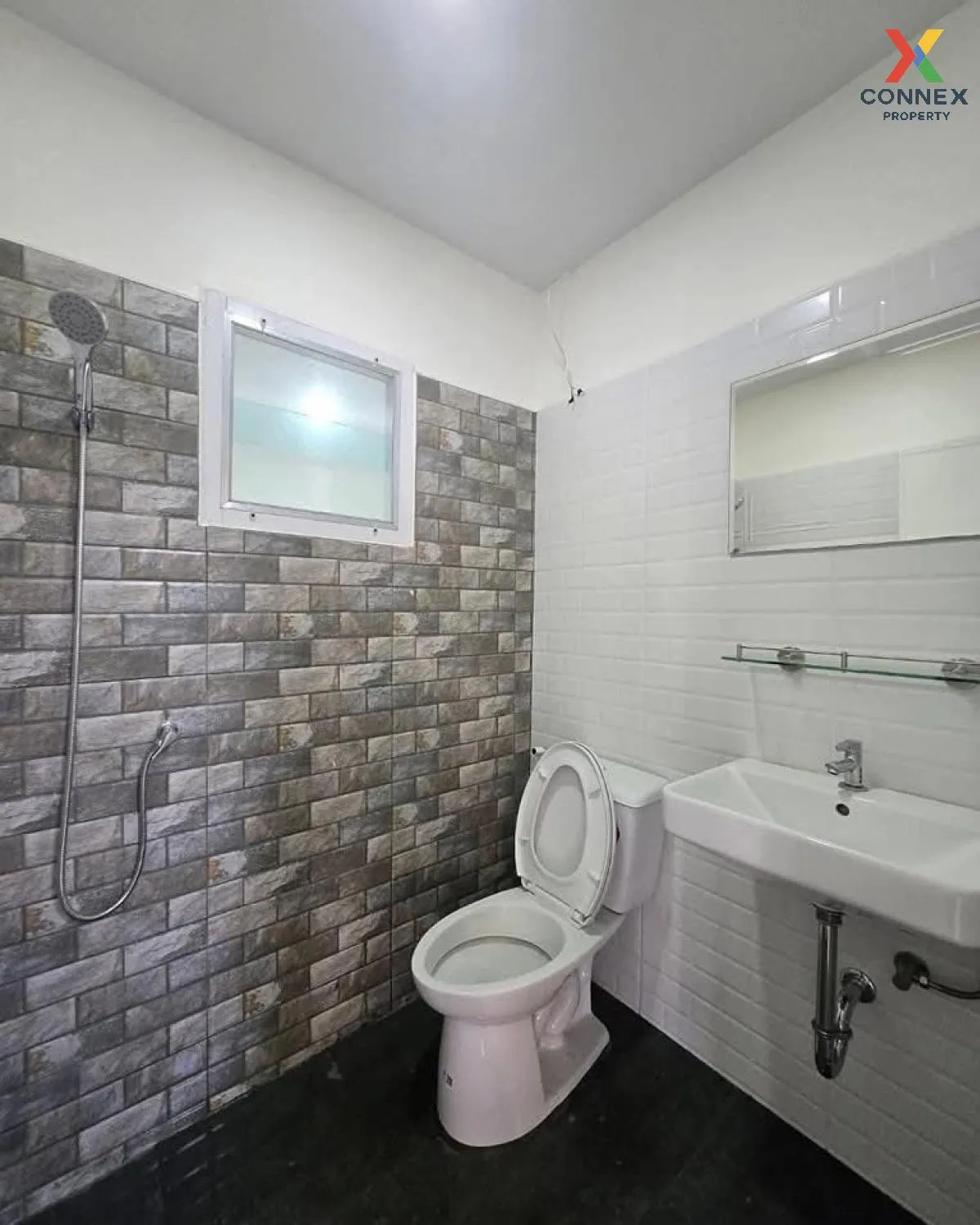 ขายบ้าน  พฤกษาวิลเลจ 2 วงแหวน-รังสิต หน้ากว้าง รีโนเวทใหม่ ลำผักก