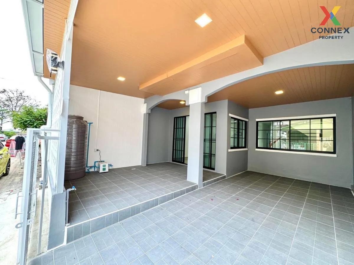 ขายทาวน์เฮ้าส์/ทาวน์โฮม  บ้านฟ้ารังสิต คลอง 4 รีโนเวทใหม่ บึงยี่โ 4