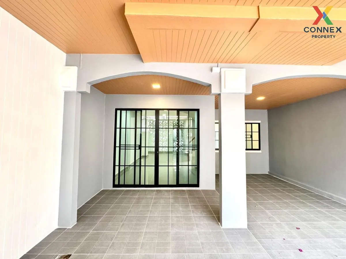 ขายทาวน์เฮ้าส์/ทาวน์โฮม  บ้านฟ้ารังสิต คลอง 4 รีโนเวทใหม่ บึงยี่โ