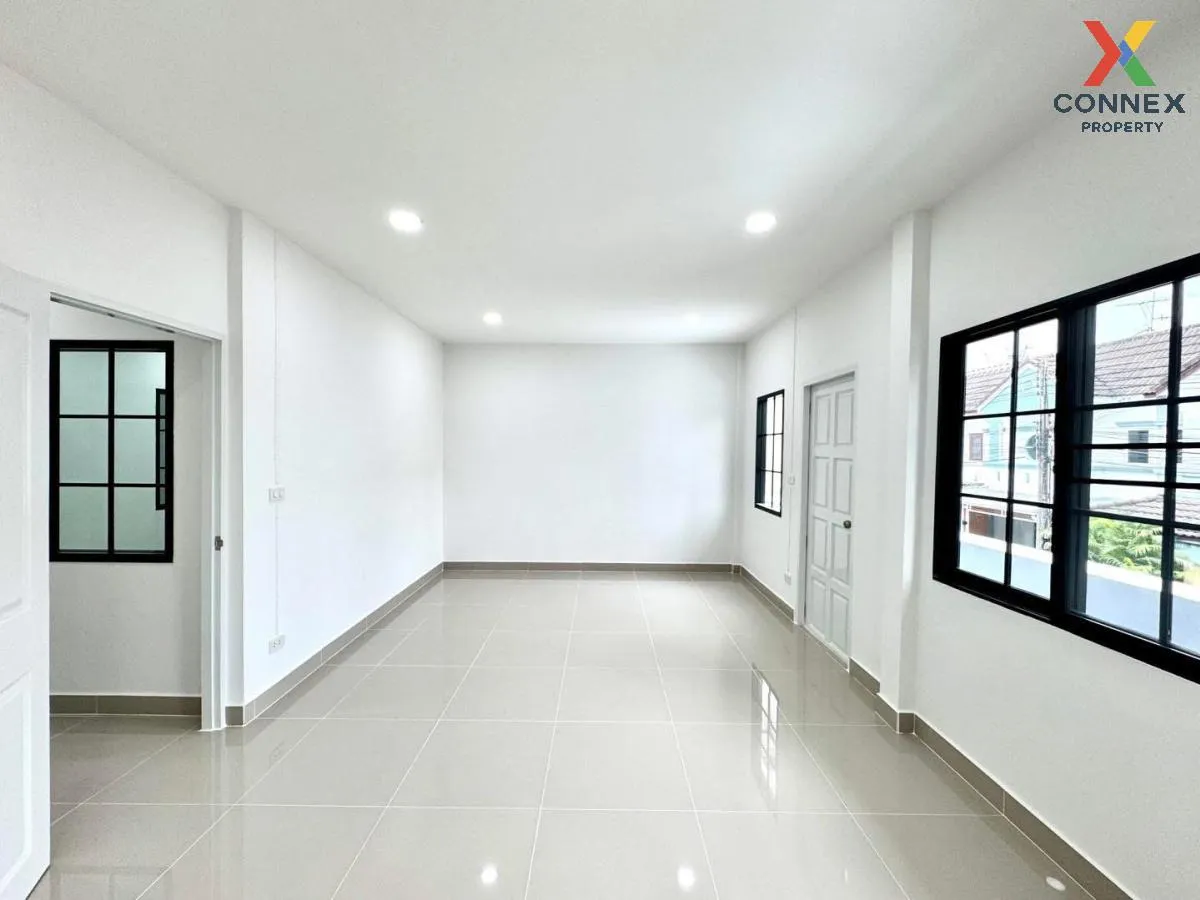 ขายทาวน์เฮ้าส์/ทาวน์โฮม  บ้านฟ้ารังสิต คลอง 4 รีโนเวทใหม่ บึงยี่โ