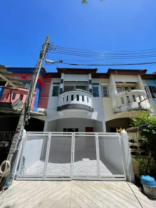 ขายทาวน์เฮ้าส์/ทาวน์โฮม  แลนด์วิลล่า รีโนเวทใหม่ บางบัวทอง บางบัวทอง นนทบุรี CX-117835