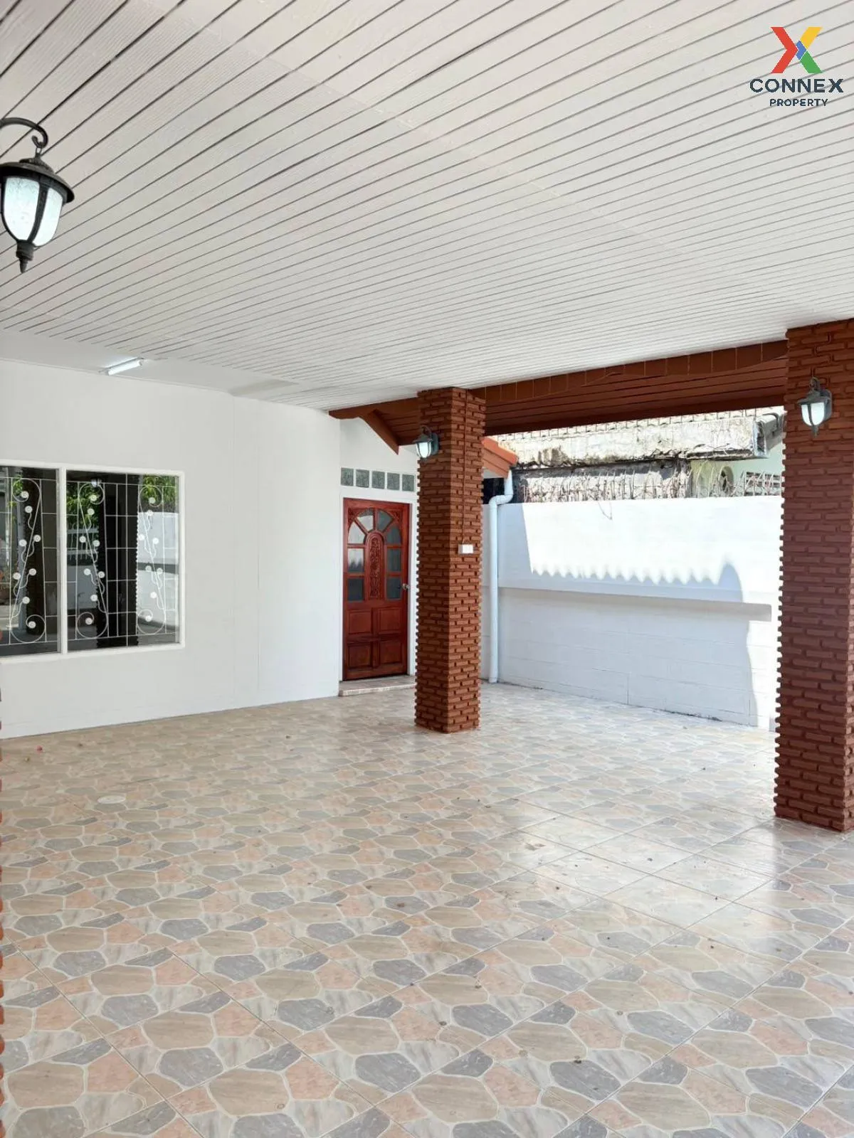 For Sale House , Baan Tawanna Ville khong 9 , wide frontage , new 4