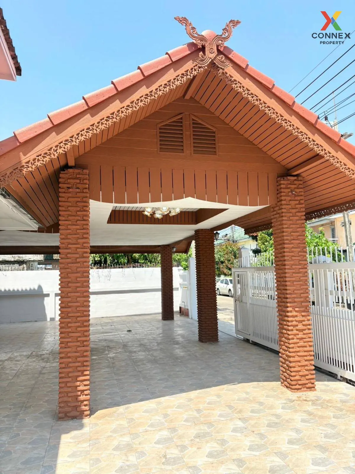 For Sale House , Baan Tawanna Ville khong 9 , wide frontage , new