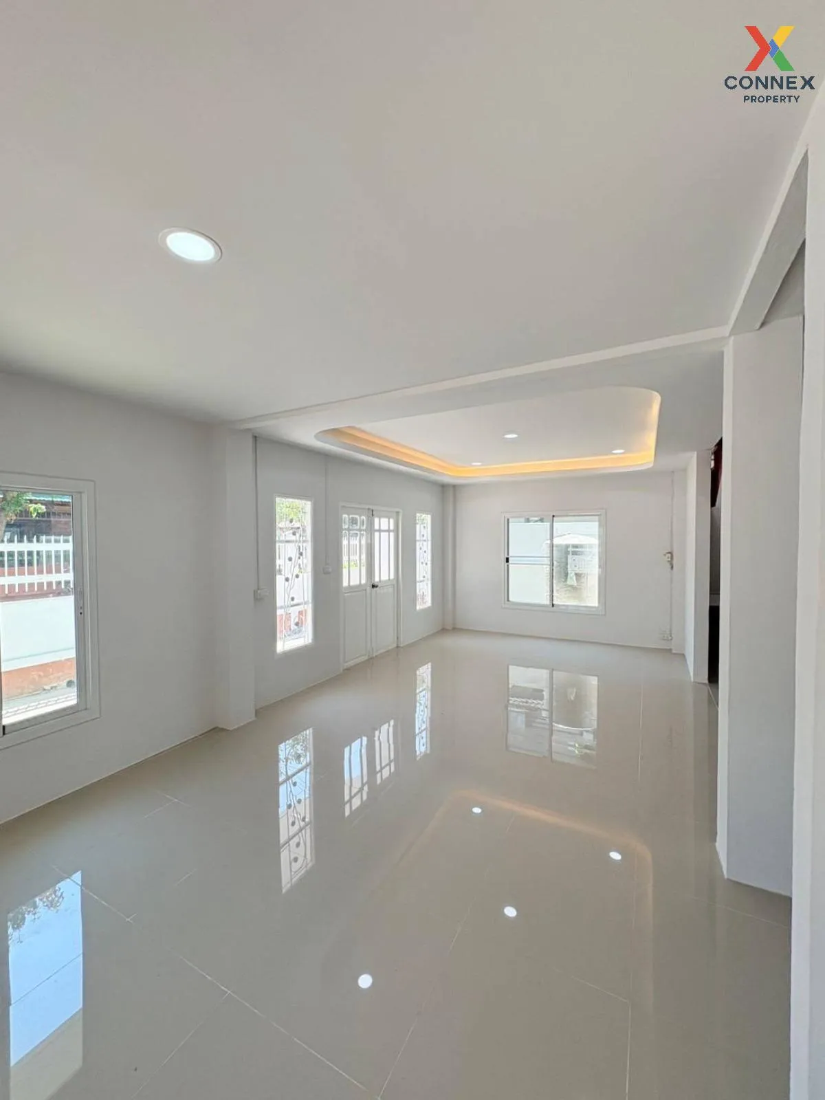 For Sale House , Baan Tawanna Ville khong 9 , wide frontage , new