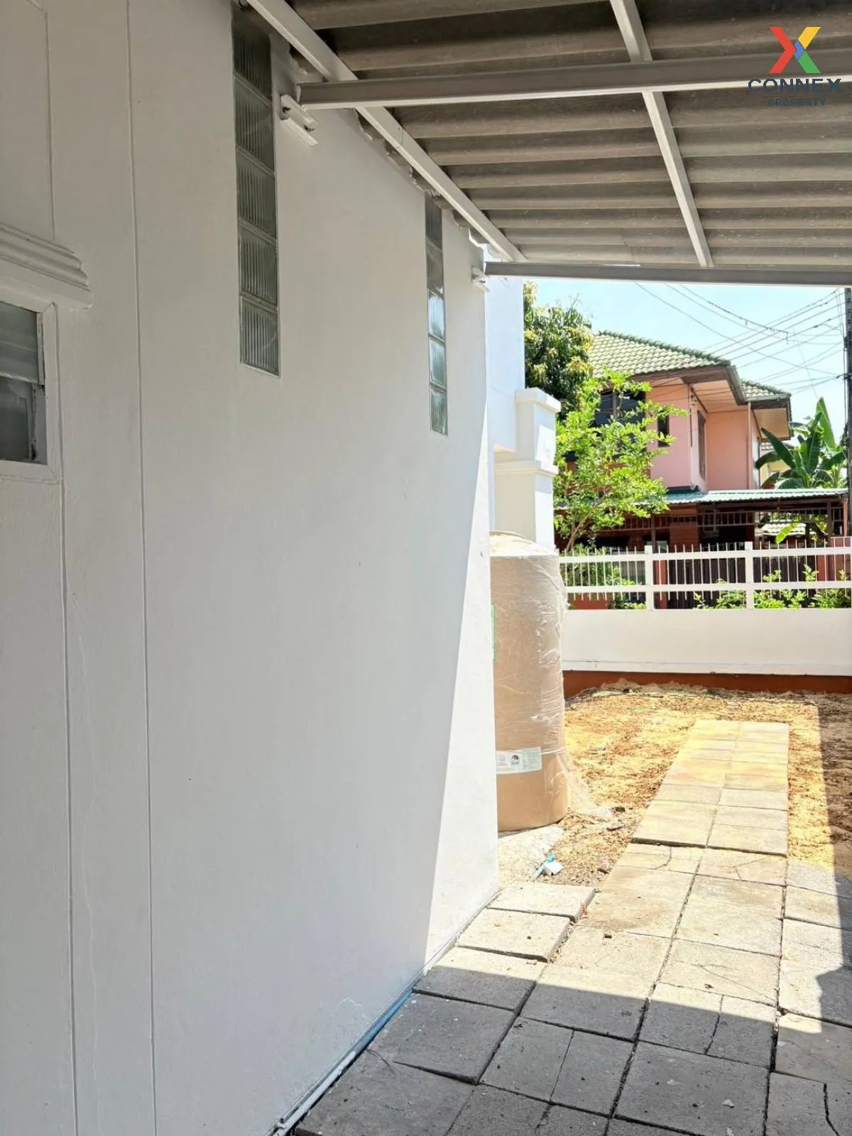 For Sale House , Baan Tawanna Ville khong 9 , wide frontage , new